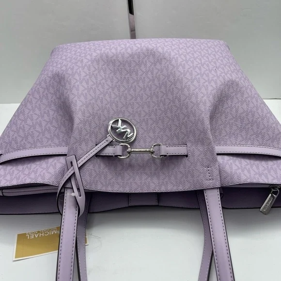 MICHAEL KORS Carson Large Signature Logo CZ Shoulder Tote Bag
Light Quartz
NWT - Picture 5 of 16